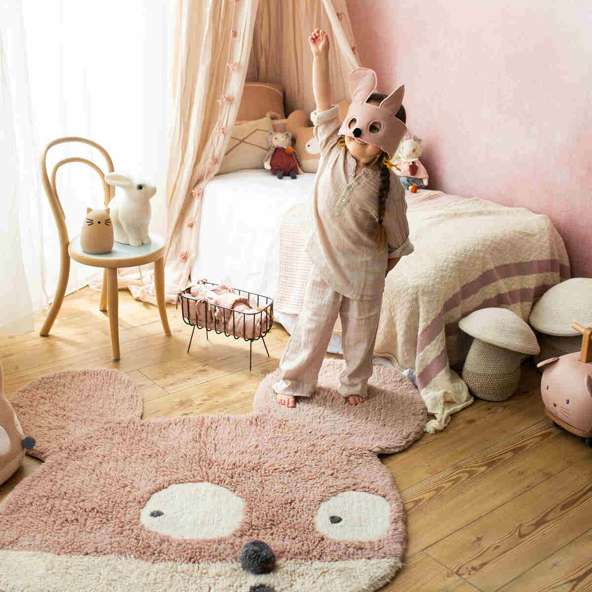 EDGAR PLANS X LORENA CANALS – Lorena Canals