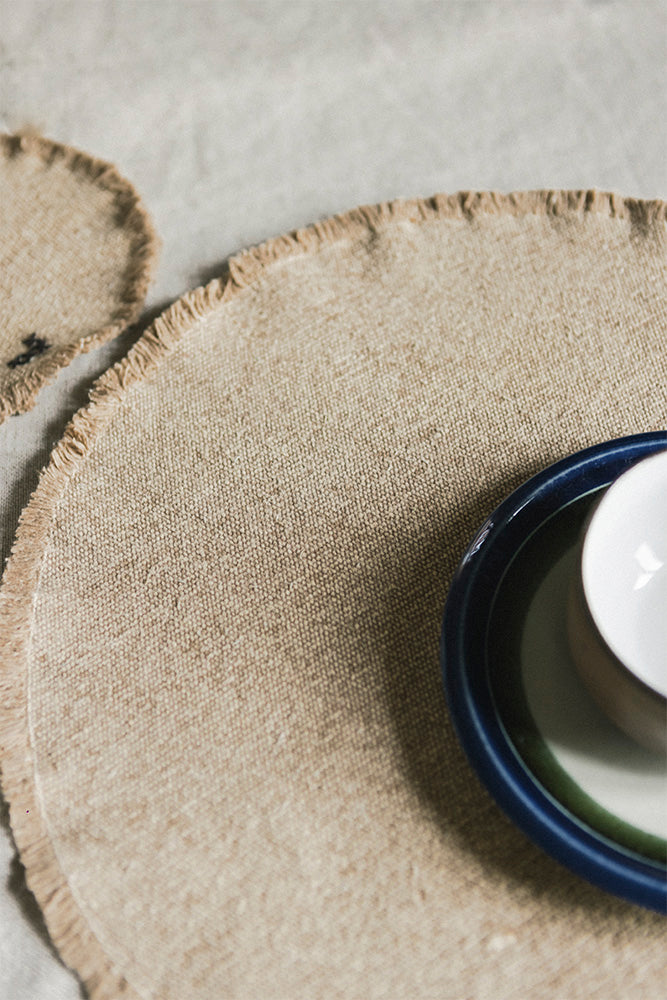STONEWASHED PLACEMATS AND COASTERS OCHRE (SET OF 2)