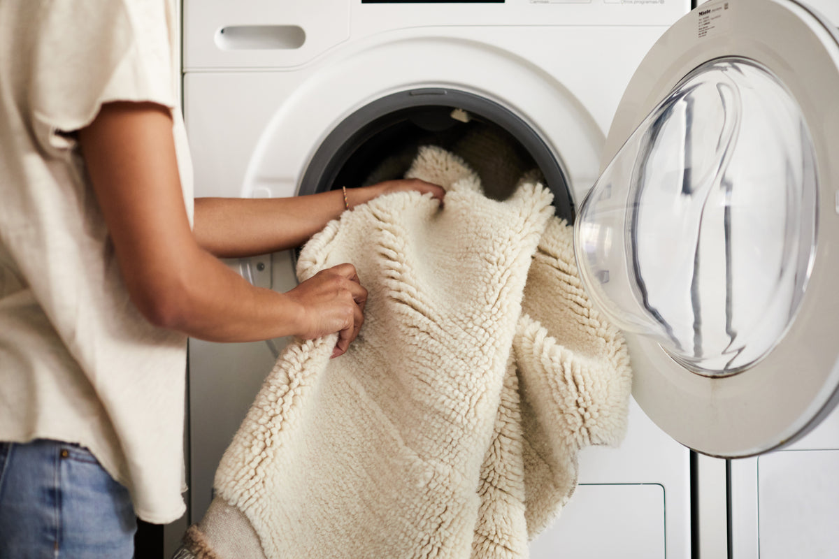 🚿 How to Clean a Long Pile Rug Lorena Canals