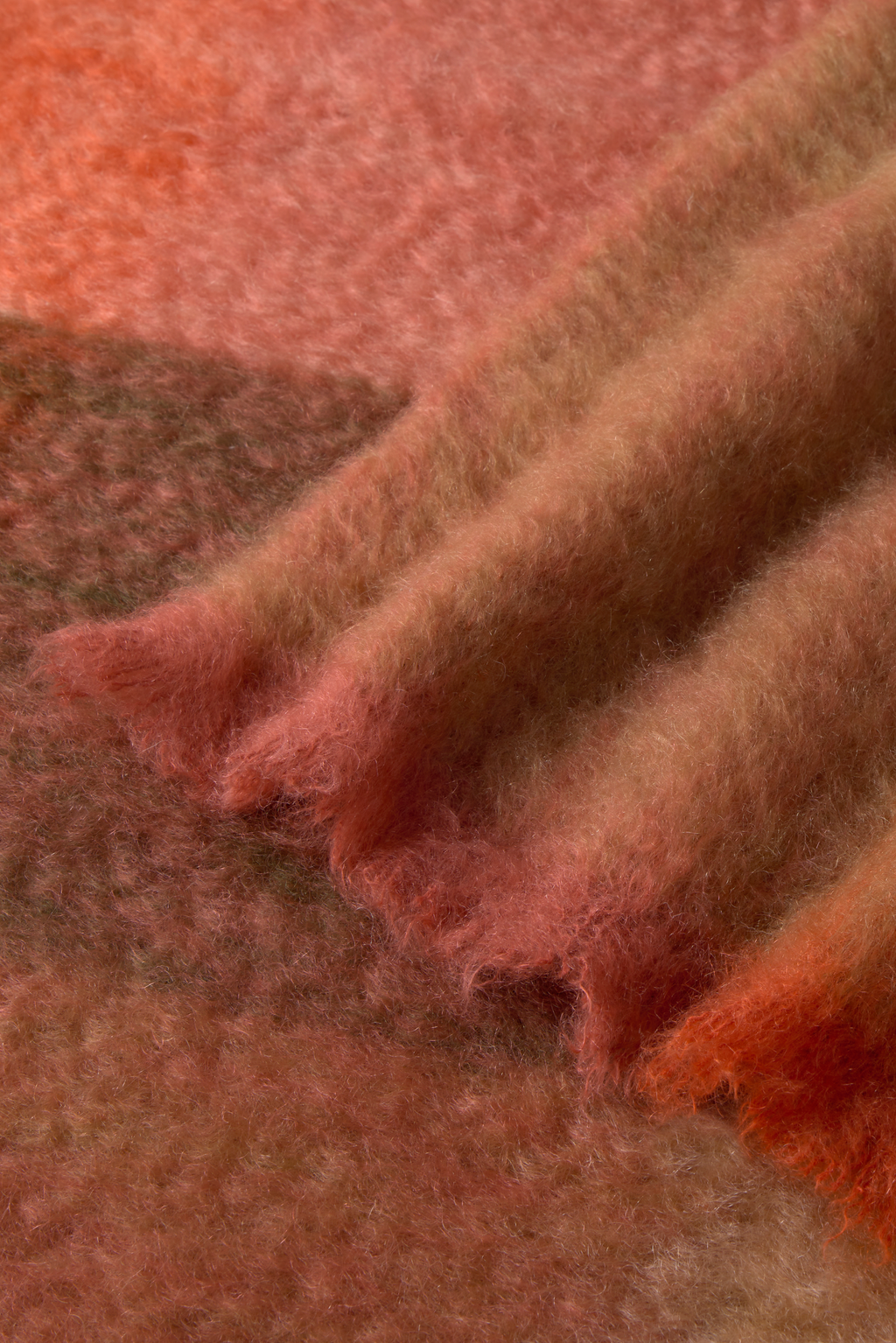 MOHAIR COUVERTURE CHECKS RED