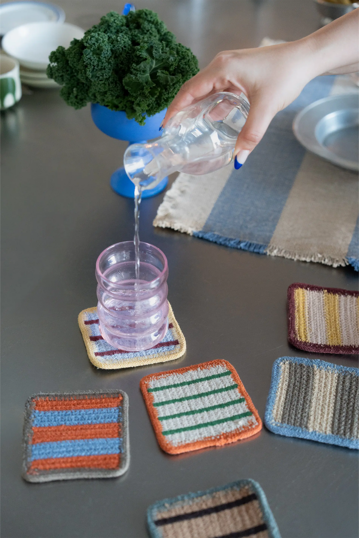 SET OF 6 COASTERS COLOR ON