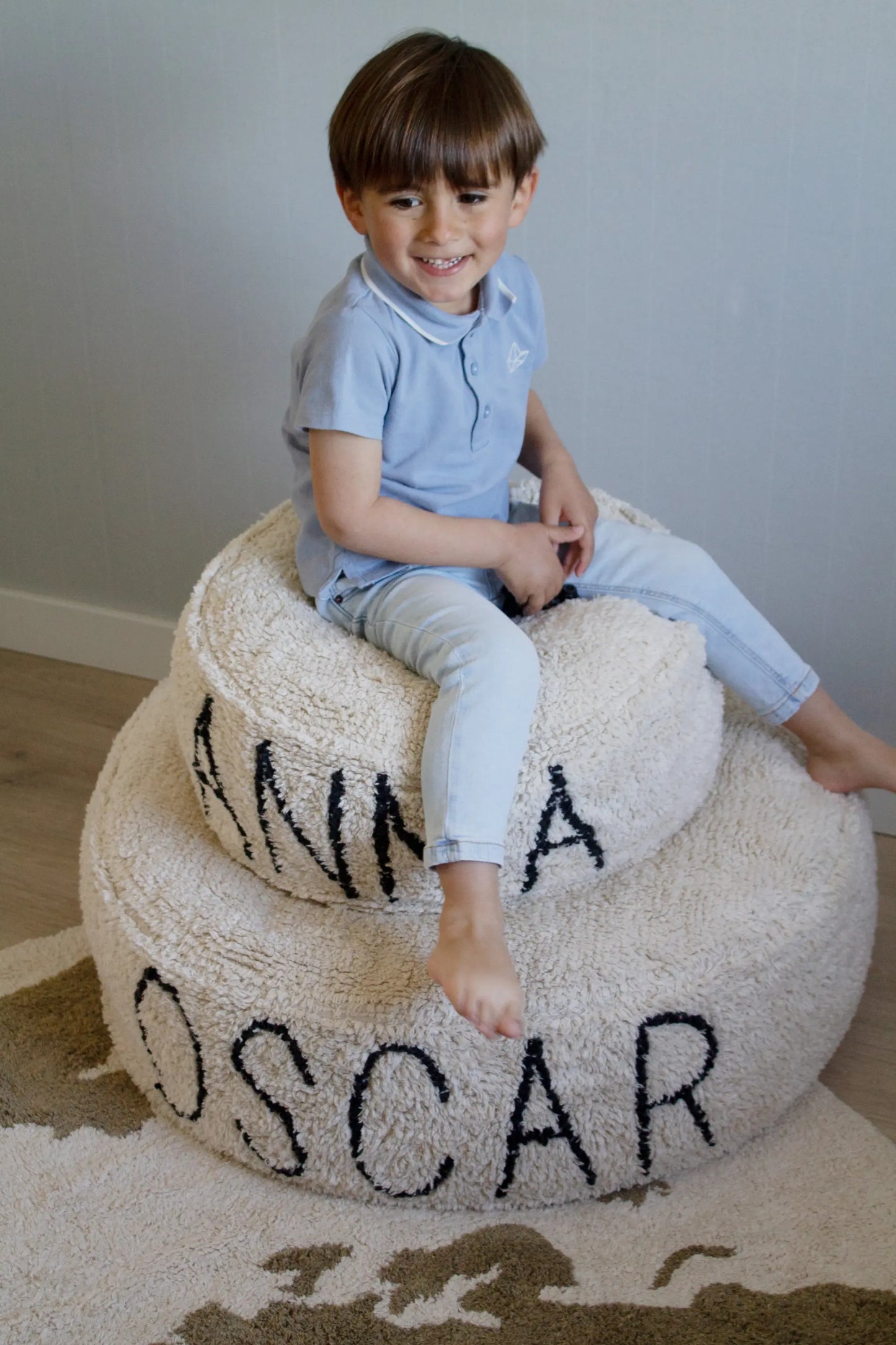 CUSTOM POUF NAME