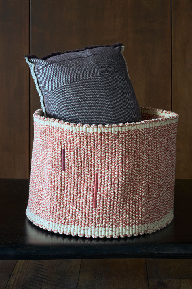 HANDLOOM BASKET VERTICAL TERRACOTA