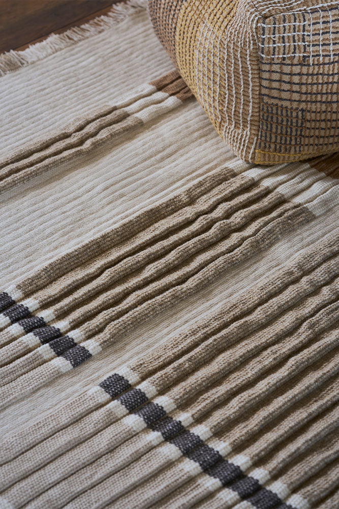 HANDLOOM RUG COLUMNS NATURAL