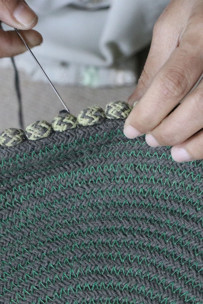 HANDLOOM BASKET VERTICAL MONSTERA