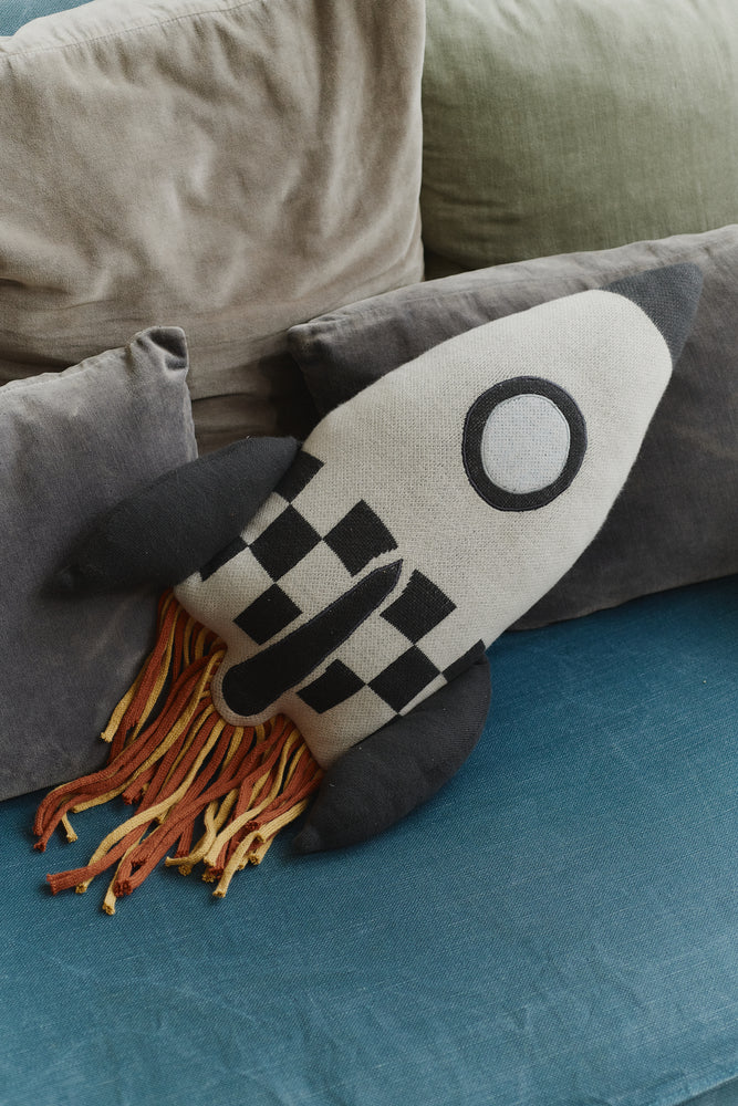 Knitted Cushion Rocket – Lorena Canals