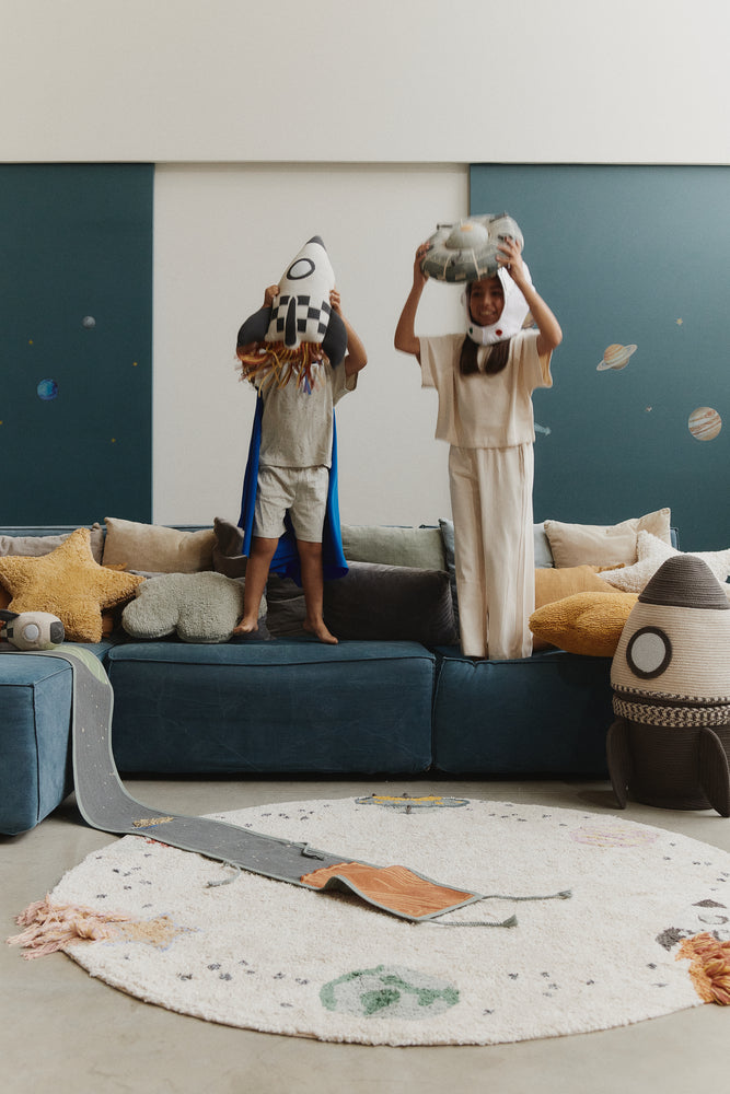 Knitted Cushion Rocket – Lorena Canals