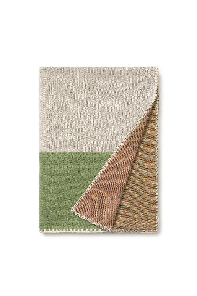 MANTA DE PUNTO COLOR COMPOSITION