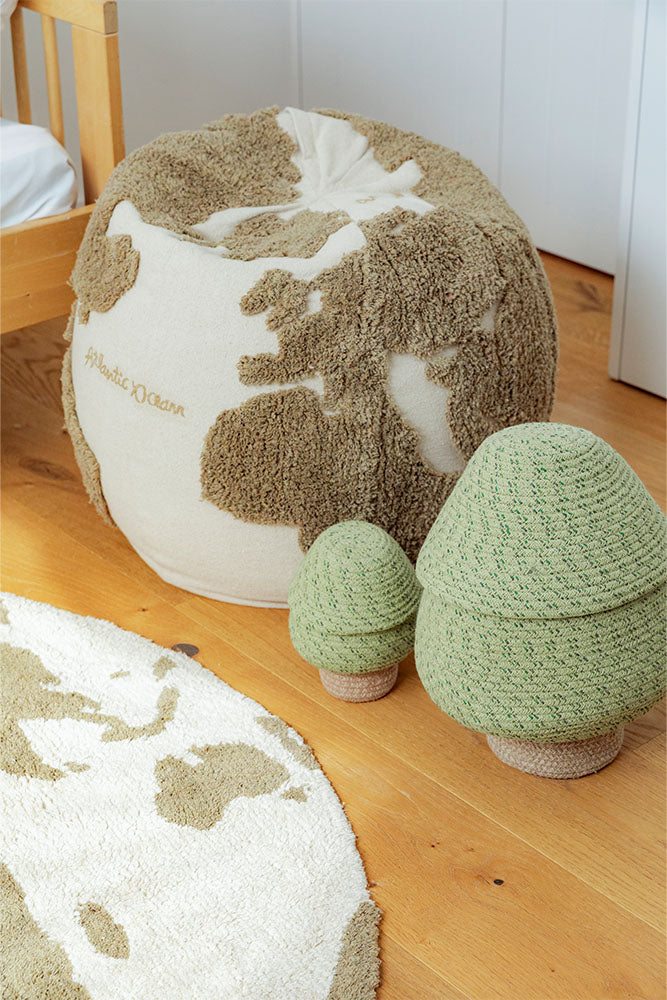 POUF RUGCYCLED WORLD MAP