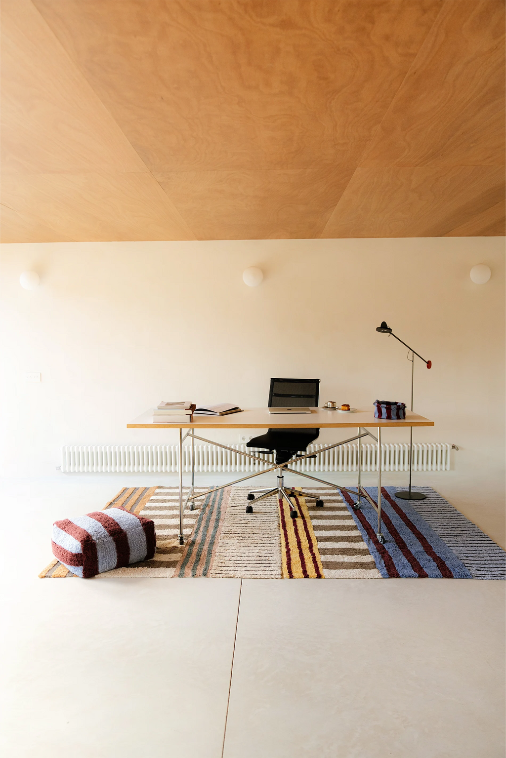 POUF LINES MARSALA