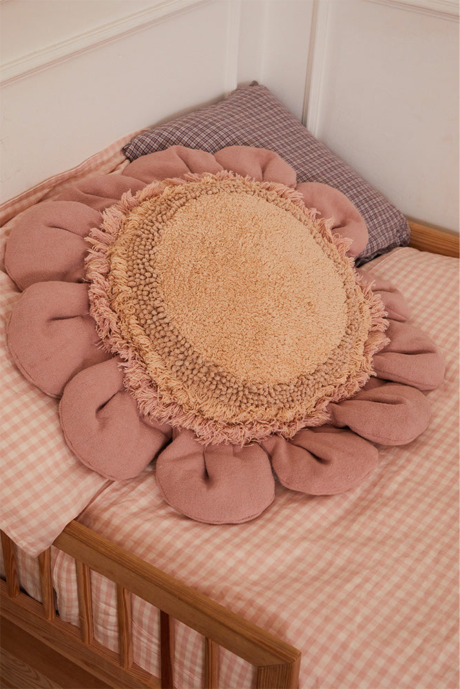 Floor Cushion Pink Daisy | Lorena Canals