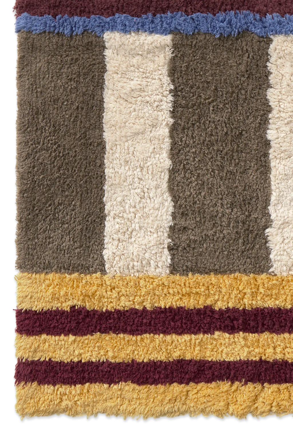 WASHABLE BATH RUG COLOR ON INDIGO BLUE