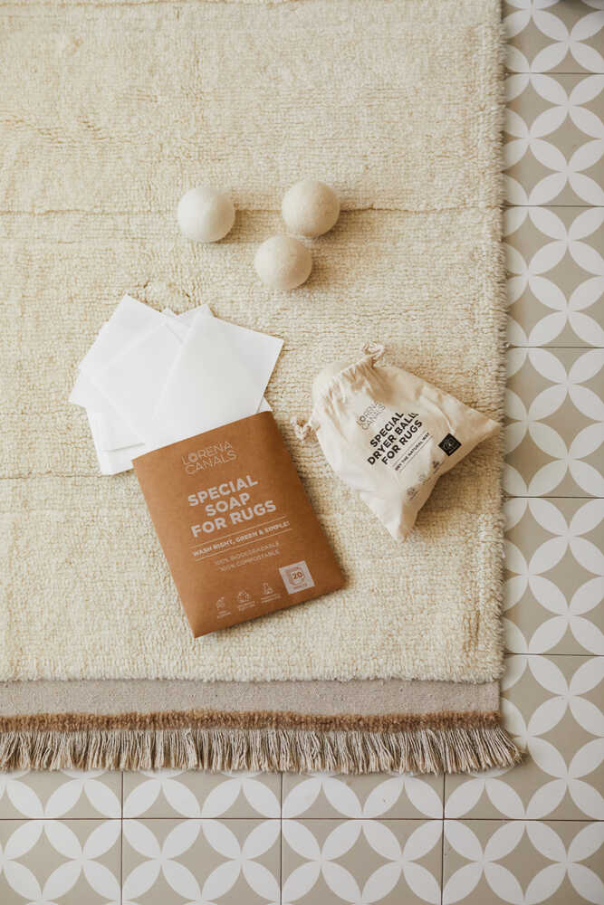 DRYER BALLS FOR WASHABLE RUGS Lorena Canals