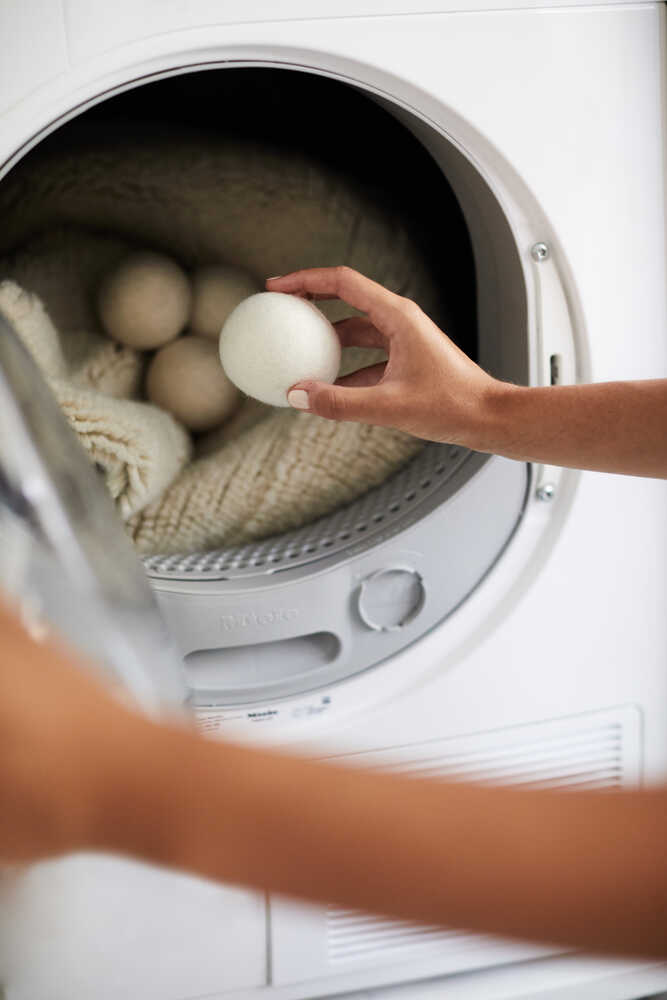 DRYER BALLS FOR WASHABLE RUGS Lorena Canals