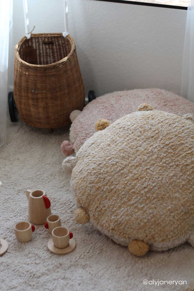 FLOOR CUSHION BUBBLY HONEY Lorena Canals