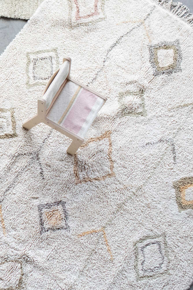 KID'S CHAIR SILLITA KAAROL EARTH Gonzalo Milà + Lorena Canals