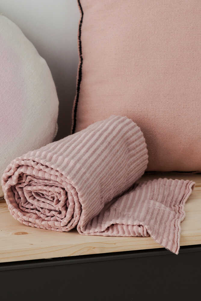 KNITTED BABY BLANKET HIPPY STARS-VINTAGE NUDE Lorena Canals