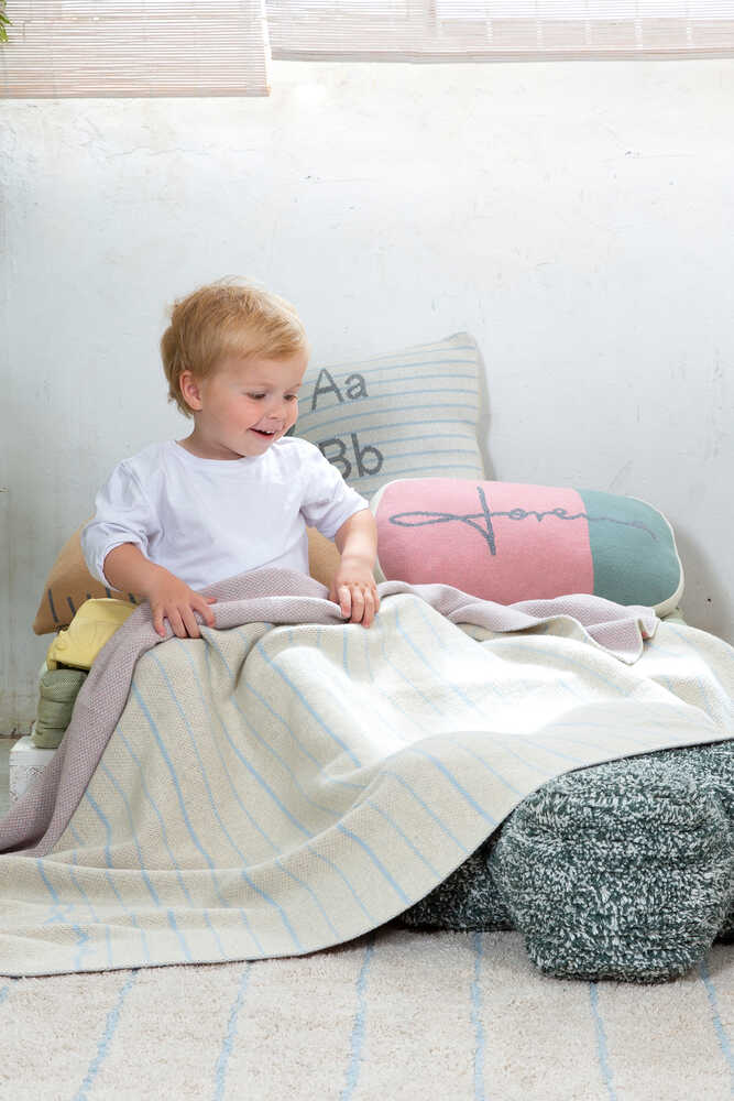 KNITTED BABY BLANKET NOTEBOOK Lorena Canals