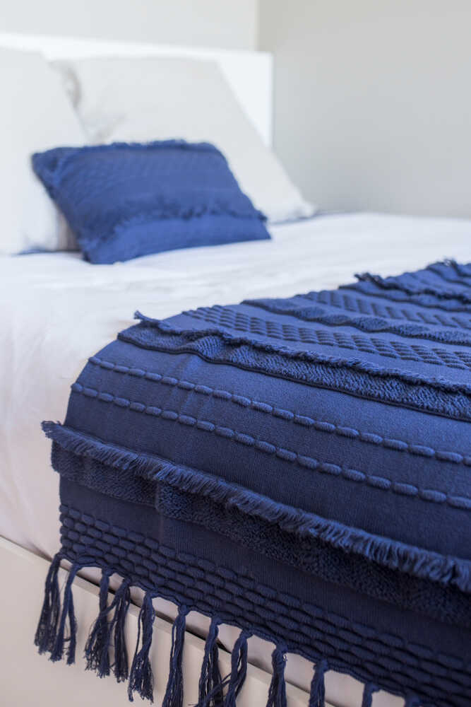 KNITTED BLANKET AIR ALASKA BLUE Lorena Canals