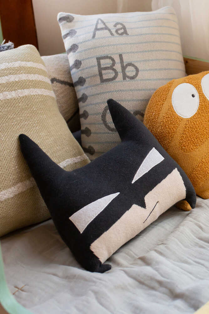 KNITTED CUSHION BATBOY Edgar Plans x Lorena Canals