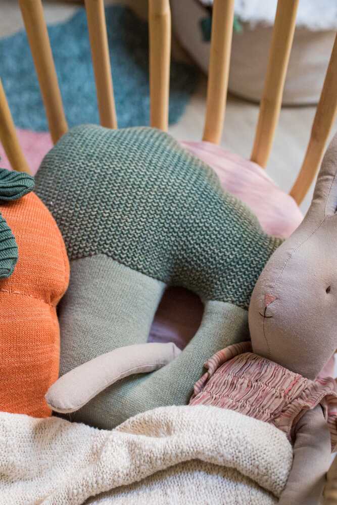 KNITTED CUSHION BRUCY THE BROCCOLI Oli & Carol x Lorena Canals
