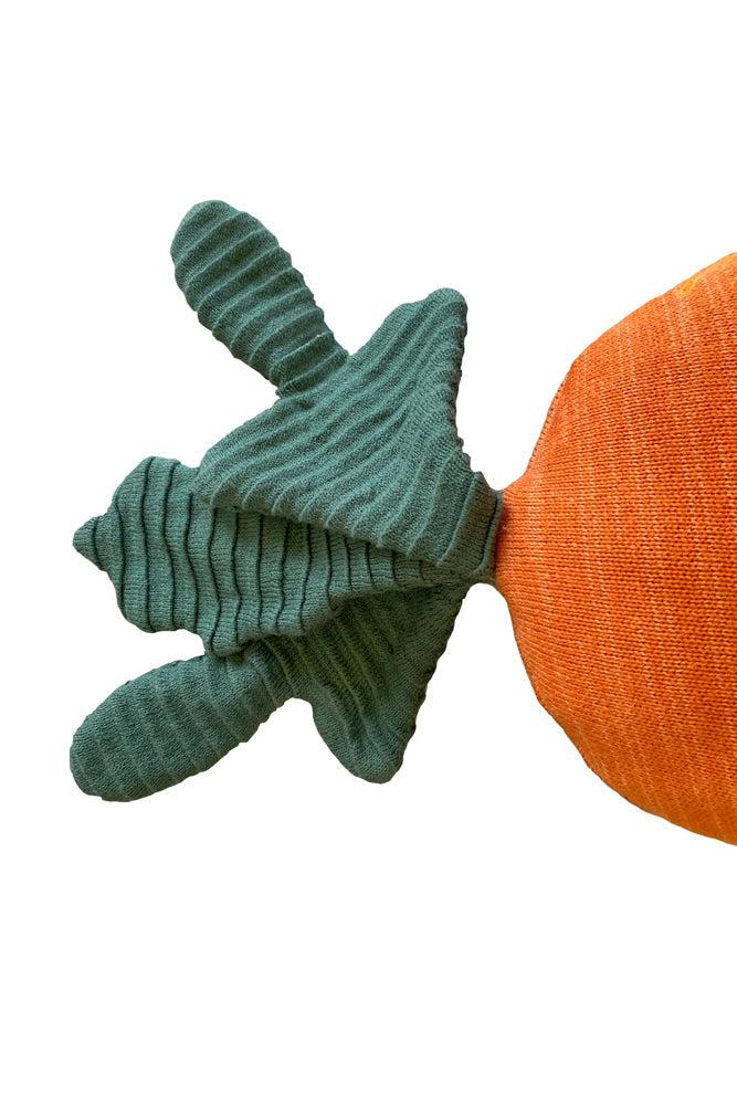 KNITTED CUSHION CATHY THE CARROT Oli & Carol x Lorena Canals