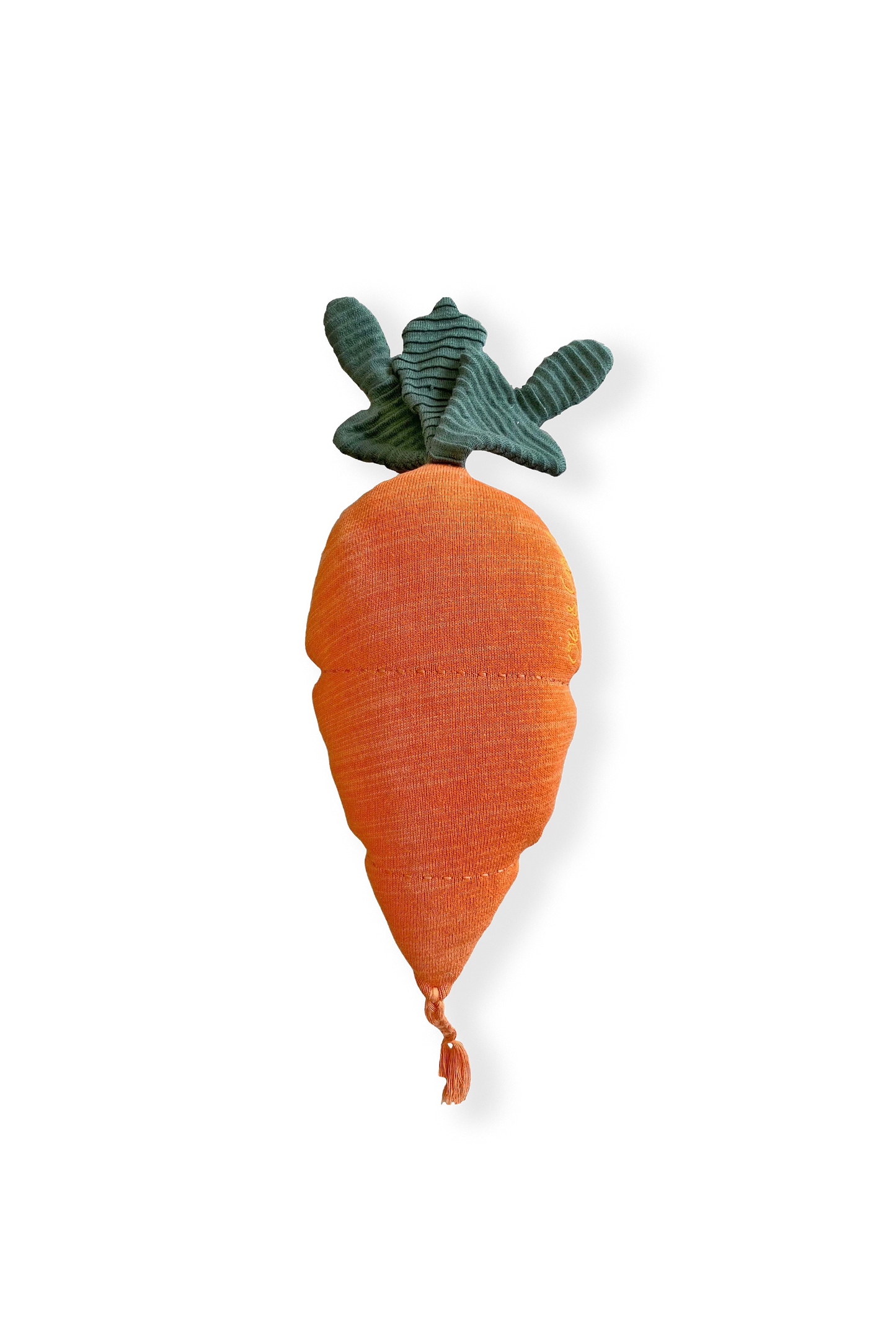 KNITTED CUSHION CATHY THE CARROT