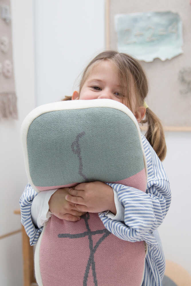 KNITTED CUSHION ERASER Lorena Canals