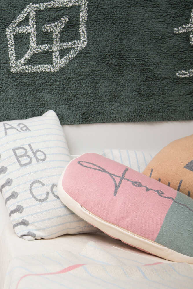 KNITTED CUSHION ERASER Lorena Canals