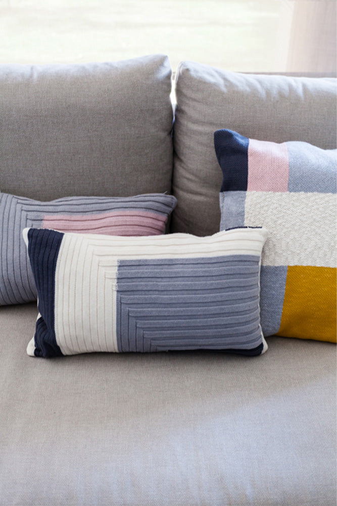 KNITTED CUSHION FLORENCIA MUSTARD - GREY HOOME