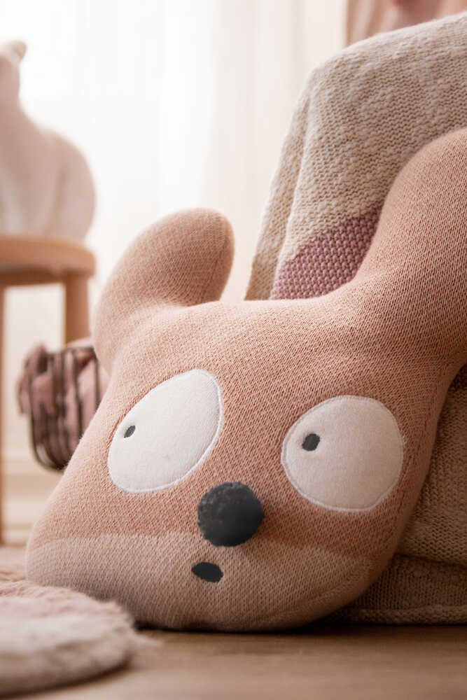KNITTED CUSHION MISS MIGHTY MOUSE Edgar Plans x Lorena Canals