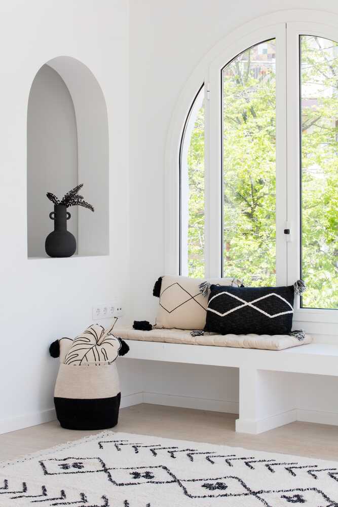 Discounts on Rugs and Home Accessories | Lorena Canals