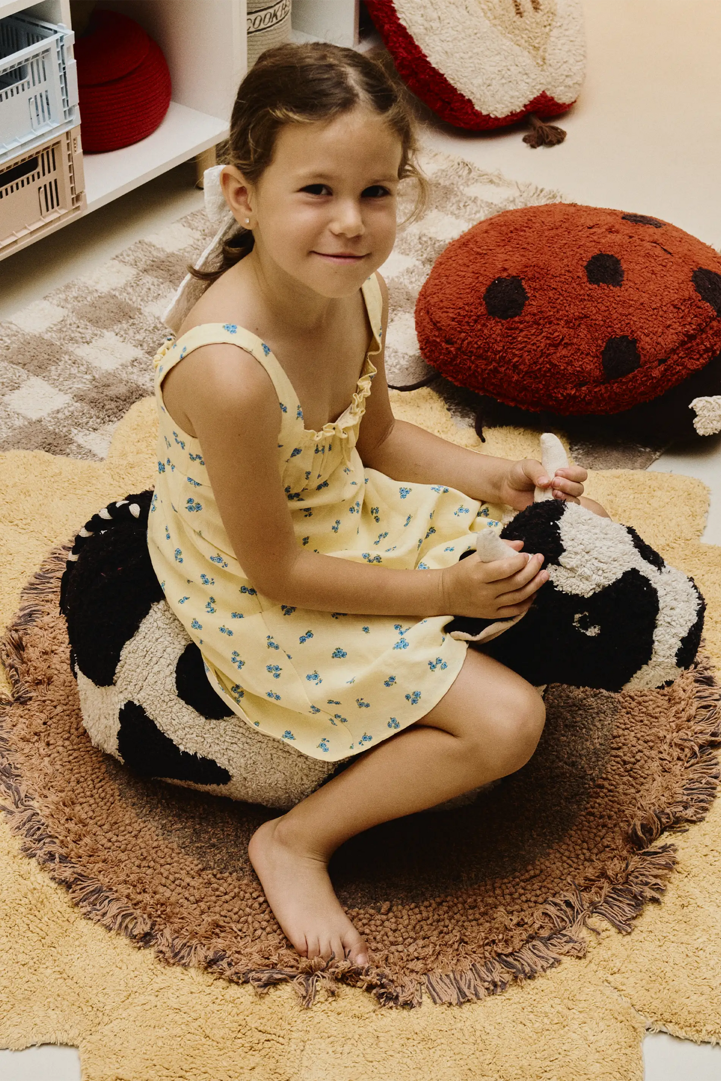POUF LOLA THE COW