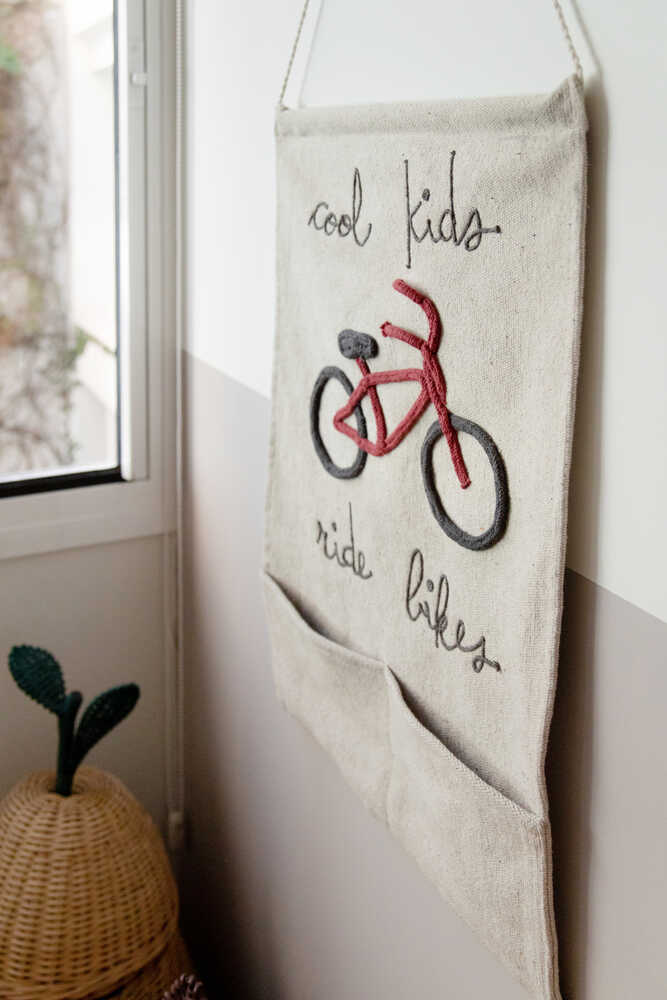 WALL POCKET HANGING COOL KIDS RIDE BIKES Lorena Canals