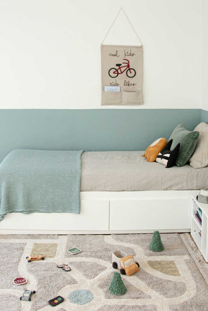 WALL POCKET HANGING COOL KIDS RIDE BIKES Lorena Canals