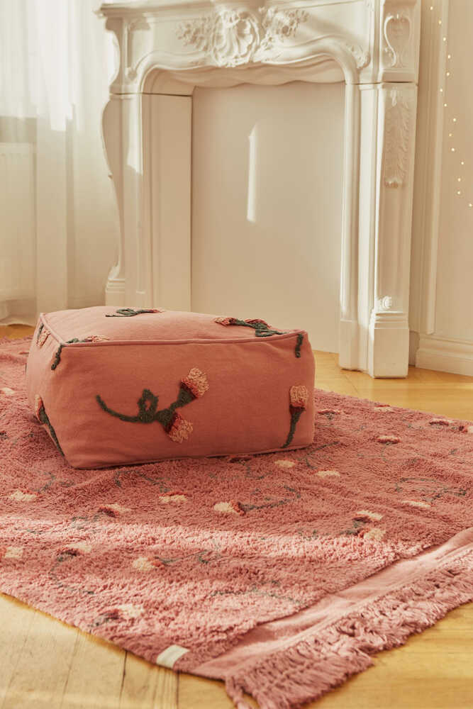 Waschbarer Teppich English Garden Ash Rose von Lorena Canals