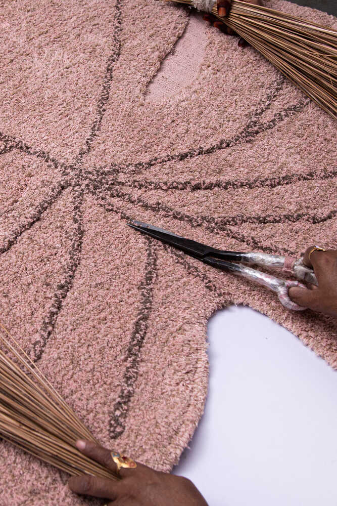 WASHABLE RUG MONSTERA VINTAGE NUDE Lorena Canals