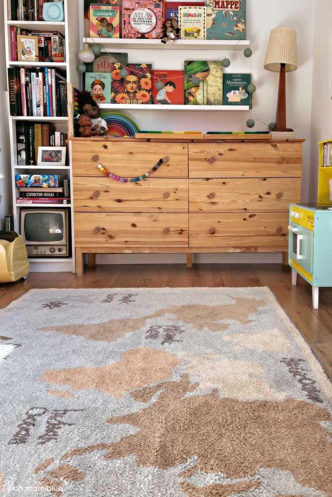 WASHABLE RUG VINTAGE MAP Lorena Canals